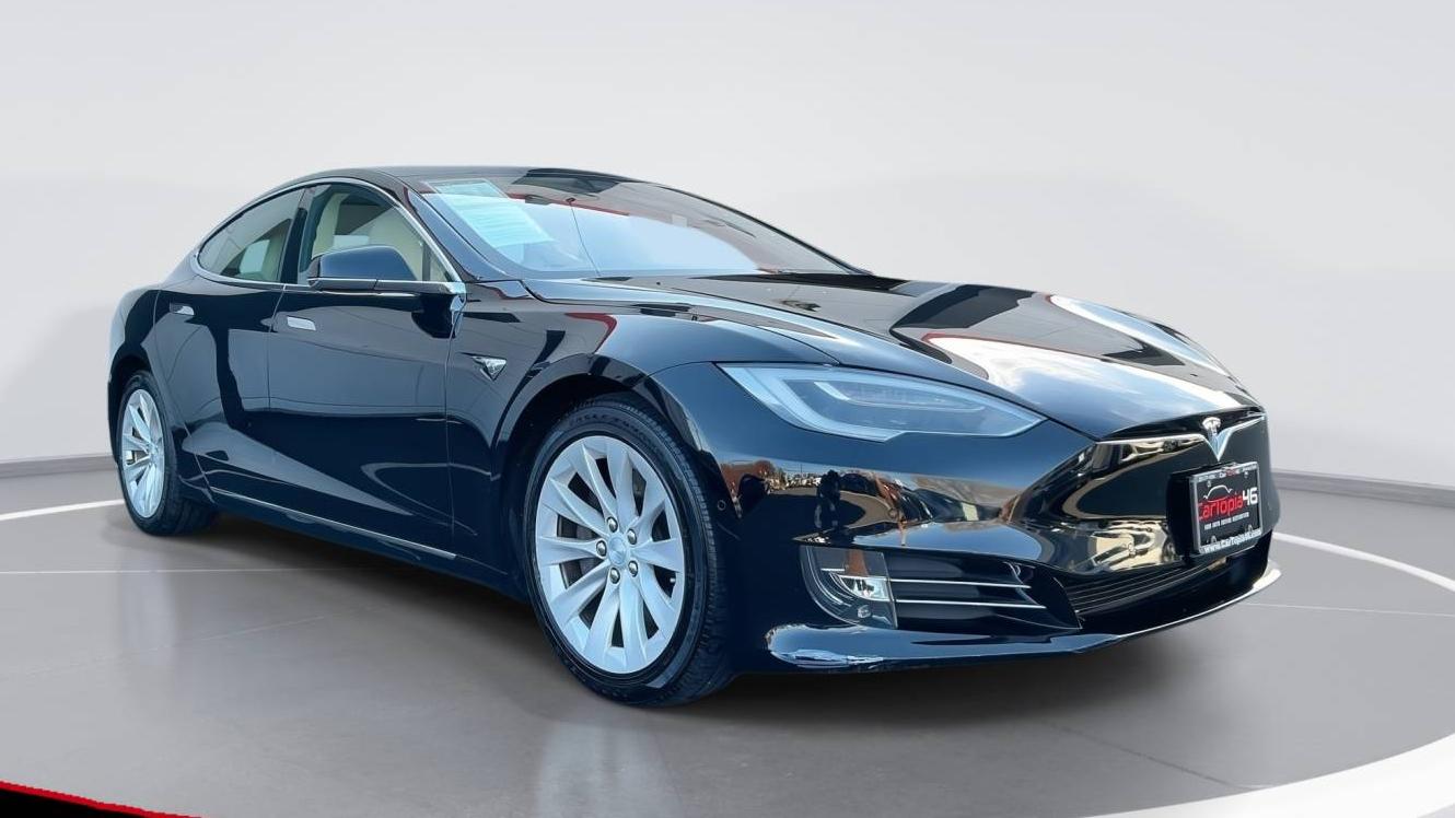 TESLA MODEL S 2018 5YJSA1E27JF245015 image